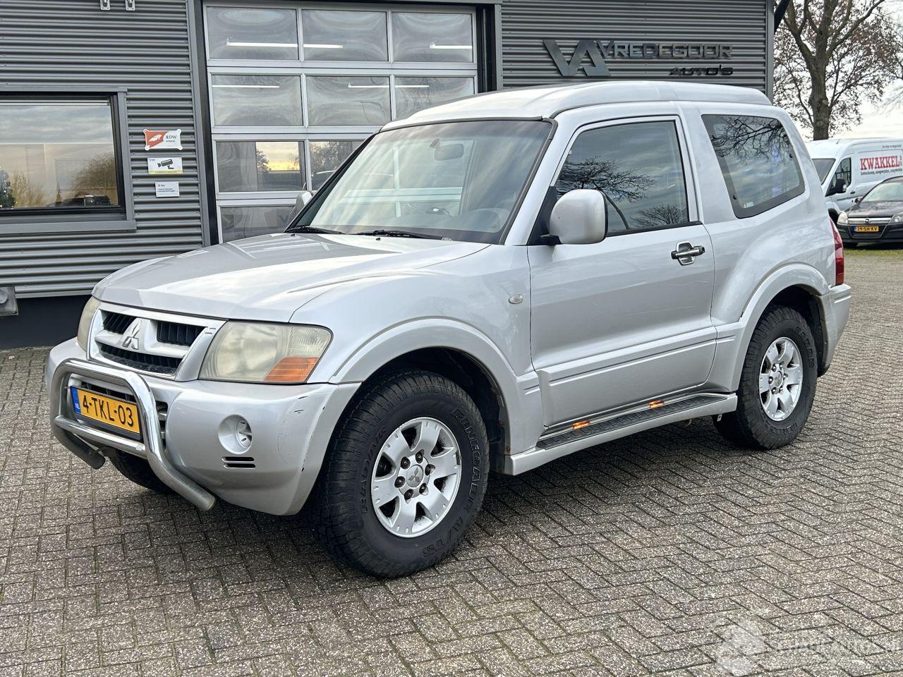 Mitsubishi Pajero 3.2 DI-D GLS Automaat