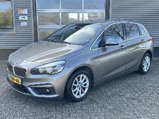 Vaurioauto  passenger cars BMW 2-serie 218i Active Tourer Executive 2014/11