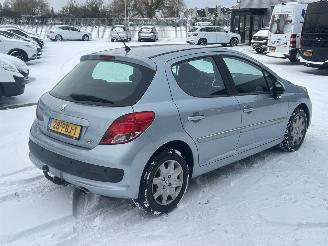 Peugeot 207 1.6 VTi XS Automaat picture 5