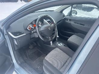 Peugeot 207 1.6 VTi XS Automaat picture 9