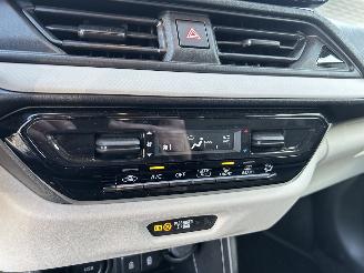 Suzuki Swift 1.2 Select Smart Hybrid picture 23