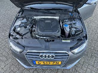 Audi A4 Avant 2.0 TDI Ultra Advance Sport picture 32