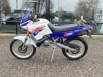krockskadad bil bromfiets Derbi  Senda 6V 50 1996/5