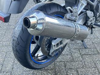 Yamaha FZS 1000 Fazer picture 13