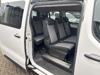 Toyota ProAce Shuttle 1.5 D-4D Cool Comfort Medium 9 personen picture 12