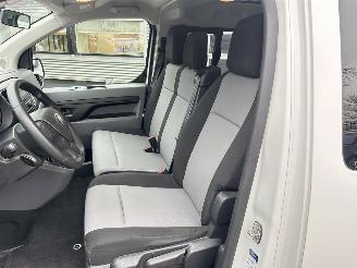 Toyota ProAce Shuttle 1.5 D-4D Cool Comfort Medium 9 personen picture 10