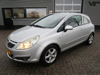 Unfallwagen Opel Corsa 1.4-16V Enjoy 2007/6