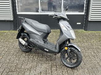 dañado ciclomotor Sym  Orbit 2 2014/1