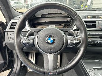 BMW 3-serie 330i Touring M-Sport Automaat picture 17
