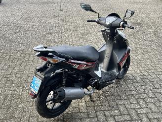 Kymco  Super8 picture 5