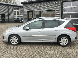 Peugeot 207 SW 1.4 VTi Active picture 2