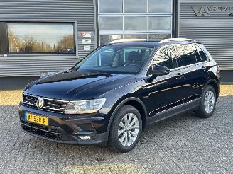 Damaged car Volkswagen Tiguan 1.5 TSI ACT Comfortline Business 2019/1