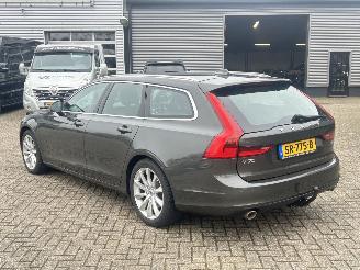 Volvo V-90 2.0 T4 Momentum Automaat picture 3