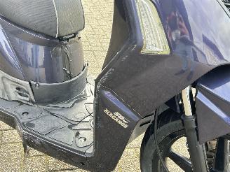 Kymco  People S picture 10