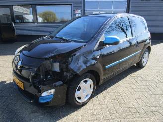 Coche accidentado Renault Twingo 1.2-16V Pasisienne 2014/5