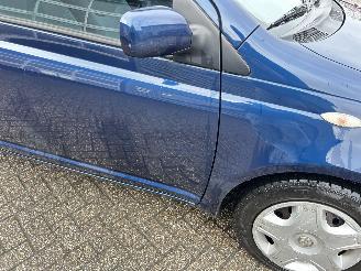 Toyota Yaris 1.3 VVT-i S-Line picture 23