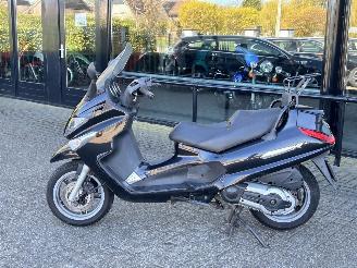 Piaggio Xevo 400  picture 2