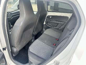Volkswagen Up! 1.0 5drs picture 11