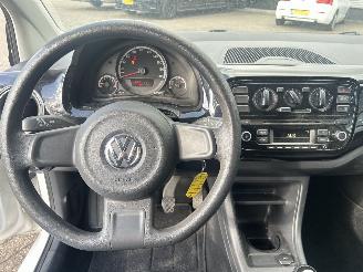 Volkswagen Up! 1.0 5drs picture 14
