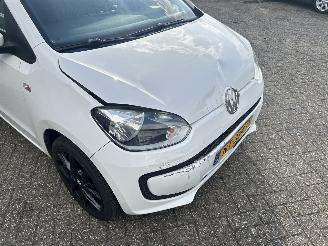 Volkswagen Up! 1.0 5drs picture 18