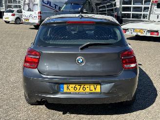 BMW 1-serie 114i Business picture 4