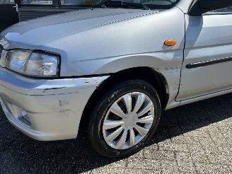 Mazda Demio 1.3 GLX picture 19