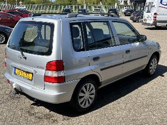 Mazda Demio 1.3 GLX picture 5