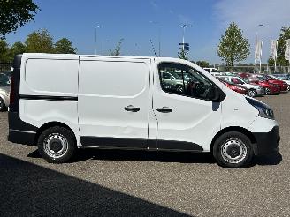 Renault Trafic 1.6 dCi T27 L1H1 Comfort picture 6