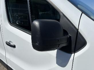 Renault Trafic 1.6 dCi T27 L1H1 Comfort picture 27