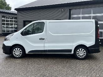 Renault Trafic 2.0 dCi 120 T29 L1H1 Comfort picture 2
