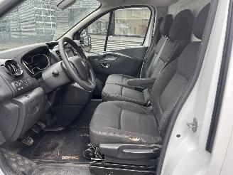 Renault Trafic 2.0 dCi 120 T29 L1H1 Comfort picture 10