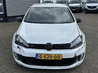 Volkswagen Golf 2.0 GTI picture 8