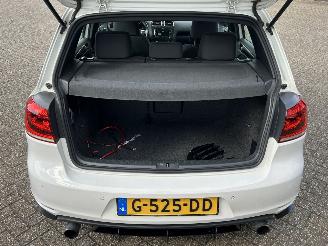 Volkswagen Golf 2.0 GTI picture 14
