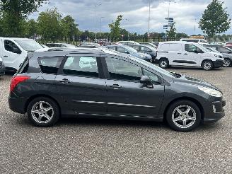 Peugeot 308 1.6 VTi XS picture 6