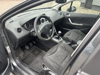 Peugeot 308 1.6 VTi XS picture 9