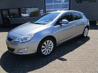 Opel Astra 1.4 Turbo Cosmo 5drs picture 1