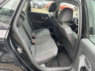 Volkswagen Polo 1.0 BlueMotion 5drs picture 12