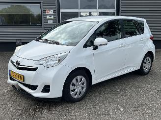 Schadeauto Toyota Verso S 1.3 VVT-i Comfort Plus 2013/2