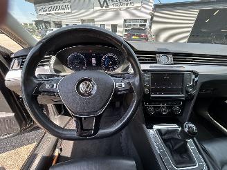 Volkswagen Passat Variant 2.0 TDI Connected Series Plus picture 17