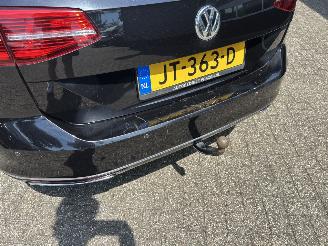Volkswagen Passat Variant 2.0 TDI Connected Series Plus picture 34