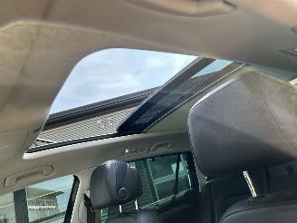 Volkswagen Passat Variant 2.0 TDI Connected Series Plus picture 28