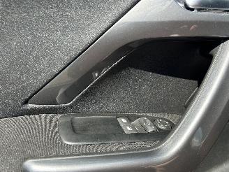 Peugeot 2008 1.2 PureTech Blue Lion picture 23