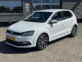 begagnad bil auto Volkswagen Polo 1.2 TSI Highline 2015/3