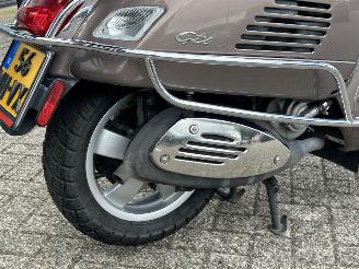 Vespa  GTS 300 i.e. Touring ABS picture 10