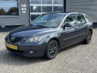 damaged passenger cars Mazda 3 1.6 S-VT Executive 2007/10