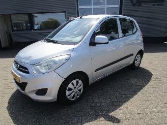 Unfallwagen Hyundai I-10 1.1 I-Drive cool 2012/8