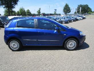 Fiat Grande Punto 1.4-16V Dynamic 5drs picture 6