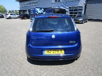 Fiat Grande Punto 1.4-16V Dynamic 5drs picture 4