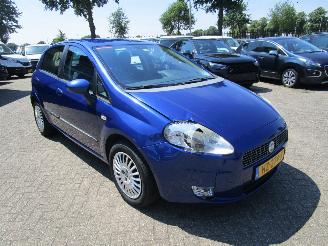 Fiat Grande Punto 1.4-16V Dynamic 5drs picture 4