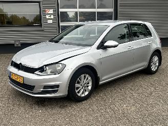 Voiture accidenté Volkswagen Golf 1.2 TSI Comfortline 2014/2